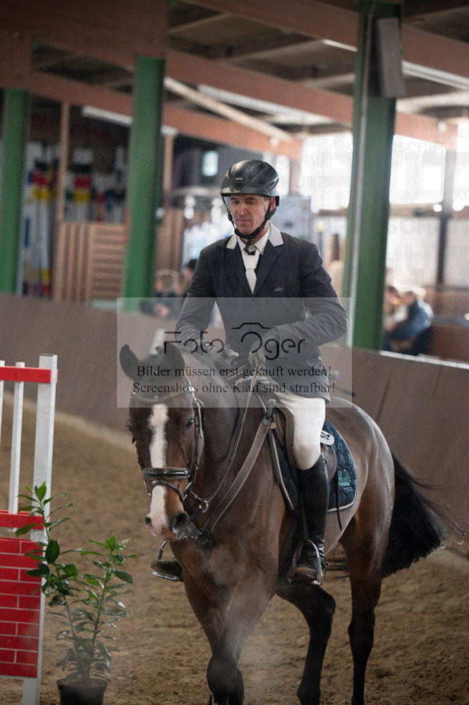 Hallenreittunier Voxtrup 2023 | Entdecke hochwertige Reitturnierfotos von Foto Oger. Professionell, emotional und authentisch – jetzt Lieblingsmomente im Shop bestellen.Deutschlandweite Turnierfotografie. - Realisiert mit Pictrs.com