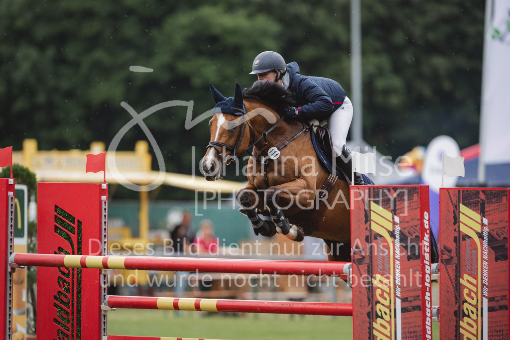 230715_LC_Stil-M-615 | Deine schönsten Turniermomente als professionelle Fotos! Entdecke hochwertige Pferdesport-Fotografie im Online-Shop. Jetzt Fotos finden & bestellen!
