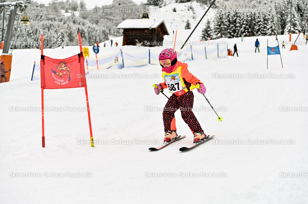 SRF_20.02.2026_0607 | Skirennfotos,Serfaus,Fiss,Ladis,Kinderskirennen,Winter,Tirol,Oberland,skirace,SFL,feelfree,weil wir's genießen,ski,Ski,skifahren,Sonnenplateau, - Realisiert mit Pictrs.com