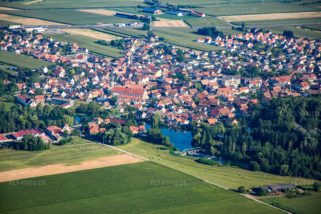 Luftbild: Ortsansicht von Südosten in Huttenheim im Bundesland Bas-Rhin in Frankreich. Foto: IMG_093237.jpg vom 16.08.2016 durch Werner Riehm/FLY-FOTO.de