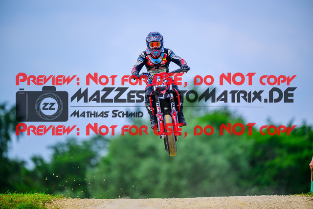 MaZZes_FotoMatrix_240608_6007705_5409 | SWISS S1