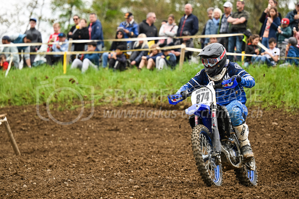 Motocross Schlatt bei Winterthur - 30. April 2023 | #874 Buetler Daniel aus Muri (CH) auf Yamaha in der Kategorie Senioren am Motocross Schlatt bei Winterthur, 30. April 2023. 
Instagram: @mx_schlatt | @mc_wila | @sam_schweiz
Bild: Sportfotografie Markus Aeschimann | www.markus-aeschimann.ch - Realisiert mit Pictrs.com