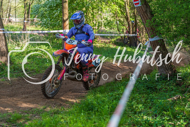 JHF.ECHT.3h.Sonntag.83 | jennyhubatsch-endurofotografie