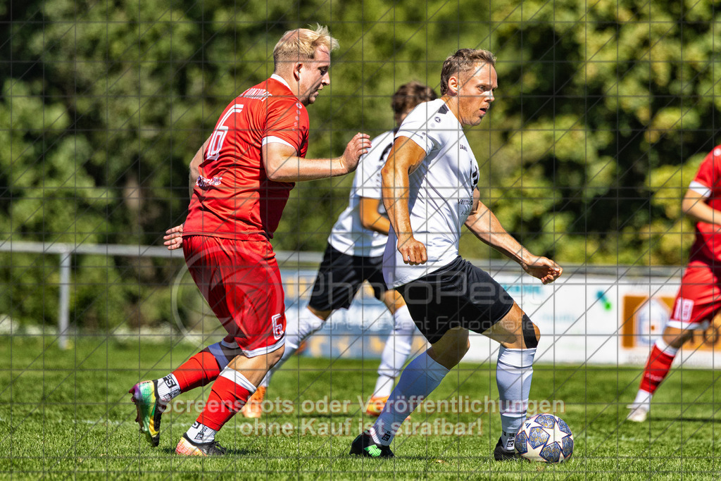 20260906_130500_0057-Bearbeitet_(c)_by_PhotoPeet | #,1.FC Donzdorf II (rot) vs. SGM Jebenhausen-Bezgenriet (weiß), Fußball, Kreisliga A3 - Bezirk Neckar/Fils, 02. Spieltag, Saison 2026/2027, Rasenplatz Lautertal Stadion, Süßener Straße 16, 73072 Donzdorf, 06.09.2026 - 13:00 Uhr,Foto: PhotoPeet / Sport- &amp; Eventfotografie / Peter Harich