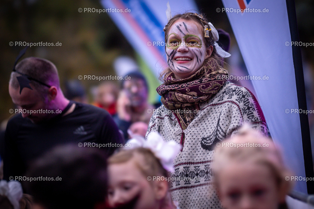 Halloween Run 2025 in Koeln, 31.10.2025 | Impressionen vom Halloween Run 2025 am 31.10.2025 in Koeln (Forstbotanischer Garten Rodenkirchen). Foto: Axel Kohring/Beautiful Sports