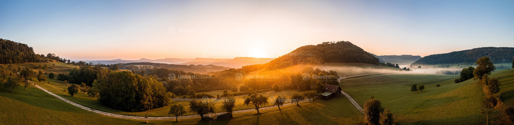 Grünenberg bei Sonnenaufgang im Herbst | löwenblicke | shop