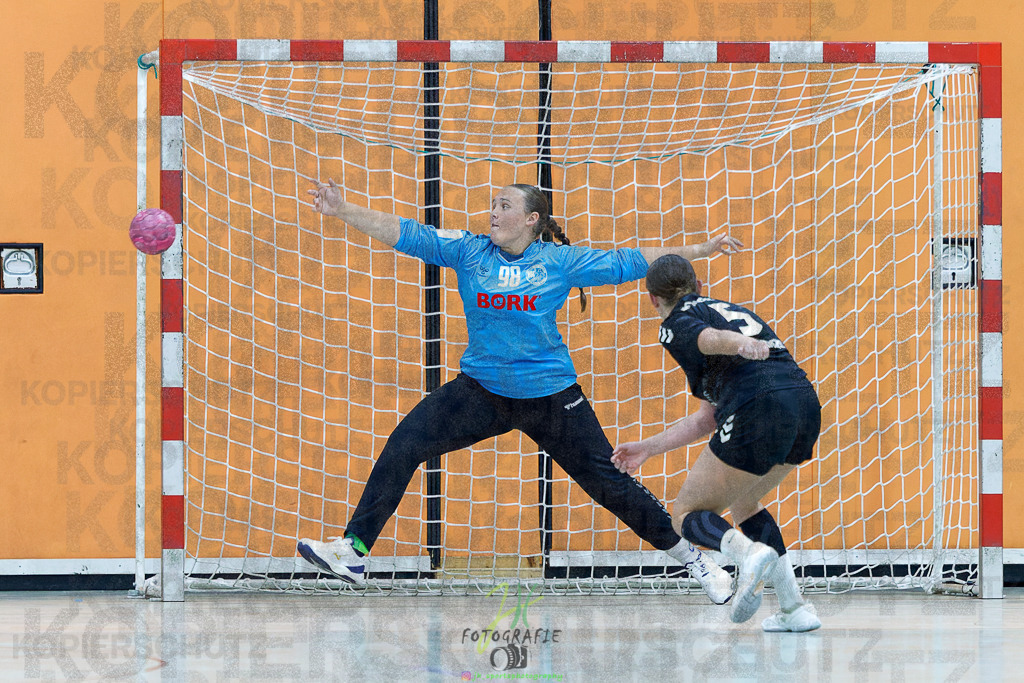 2024-10-19_270 | Jugendbundesliga B-Jugend weiblich; HSG Kleenheim/Langgöns - Longericher SC am 19.10.2024 in Oberkleen (Weidig-Halle) - Realisiert mit Pictrs.com