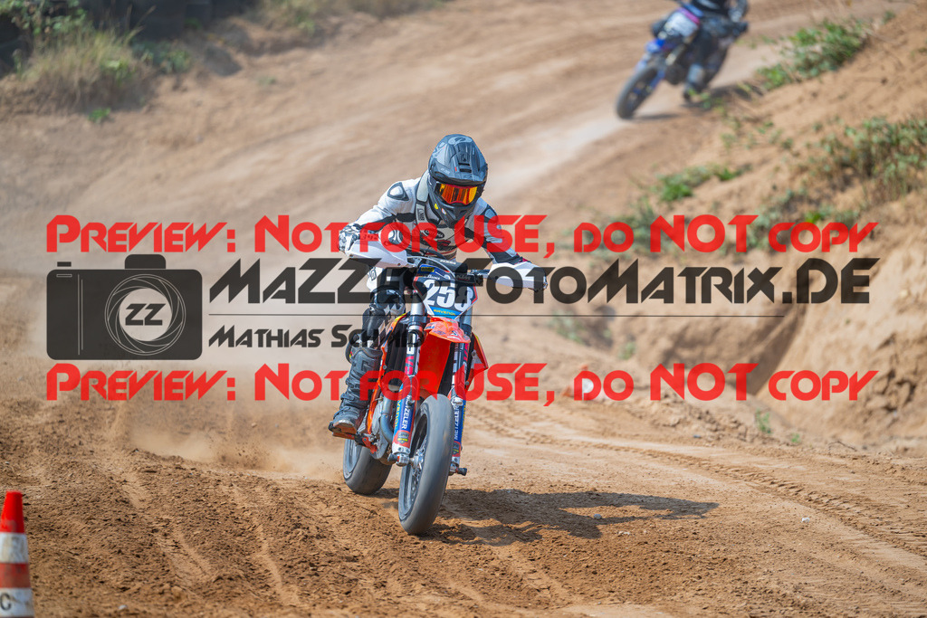 MaZZes-Fotomatrix-20260816-618026 | S2