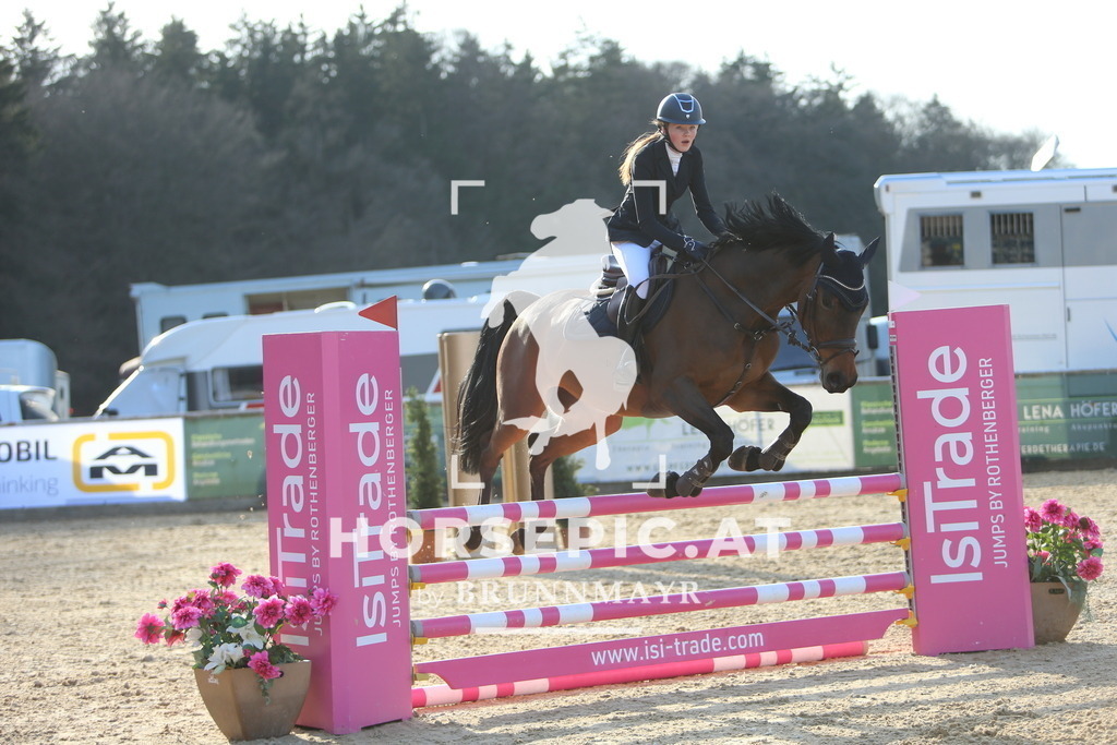 DL2Q4425 | Willkommen bei Brunnmayr - Design & Fotografie – Ihrem Spezialisten für Reitturniere und Pferdeveranstaltungen in Oberösterreich, Salzburg und Bayern! Seit über 17 Jahren sind wir leidenschaftlich dabei.