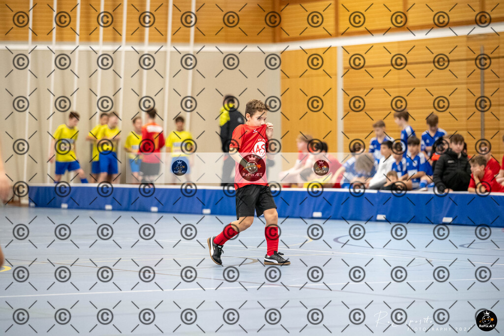 20241123_FCR-Hallenturnier-D_1_073 | Sport und Naturfotografie von Roberto Esposito zeigt echte Momente Bewegung und die Schönheit der Natur. Ausdrucksstarke Bilder schaffen Emotionen.