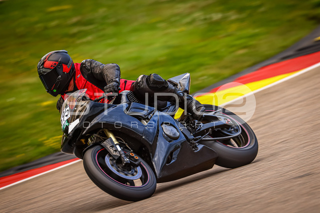 0695-240808_SR-016_695 | Deine Full-Service-Agentur für ✔️Videoproduktionen und ✔️Motorsportfotografie Jetzt Angebot anfragen!