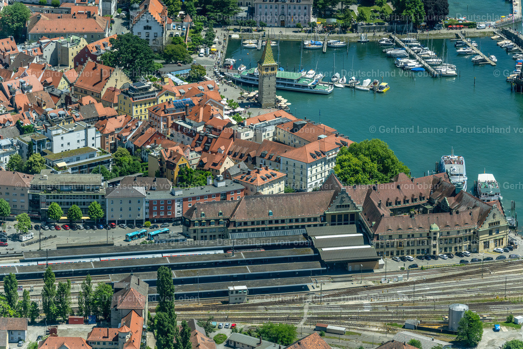 4031485 | LINDAU (BODENSEE) 12.06.2020 Bahnhof undUferbereiche der See- Insel Lindau in Lindau (Bodensee) am Bodensee im Bundesland Bayern, Deutschland. Weiterführende Informationen bei: Lindau Tourismus und Kongress GmbH. // Lake Island Lindau in Lindau (Bodensee) at Bodensee in the state Bavaria, Germany. Further information at: Lindau Tourismus und Kongress GmbH. Foto: Gerhard Launer