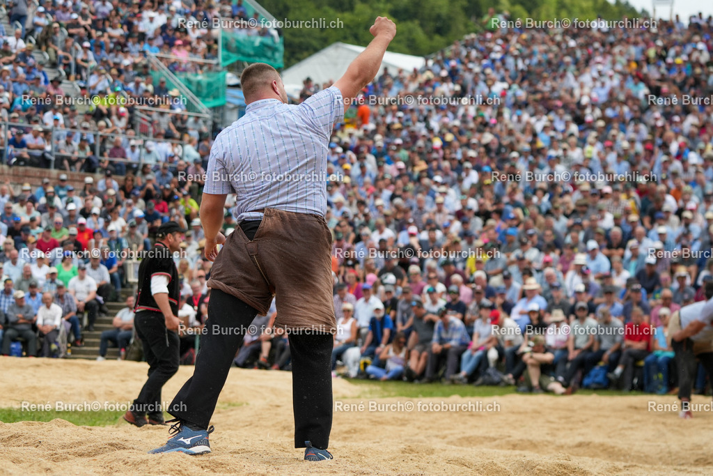 RB_03274 | René Burch leidenschaftlicher Fotograf aus Kerns in Obwalden.  Hier finden sie Sport, Landschaft und Natur Fotografie.
 - Realisiert mit Pictrs.com