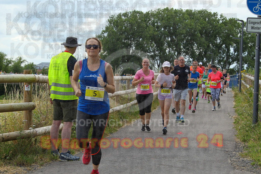 220625_1509_EV4_3580 | Sportfotografie im Rhein-Sieg Kreis, Köln, Bonn, NRW, Rheinland Pfalz, Hessen, etc. Unser Tätigkeitsfeld umfasst den Laufsport vom Volkslauf über den Marathon, Duathlon, Triathon bis zum Ultralauf wie Kölnpfad Ultra oder Schindertrail.