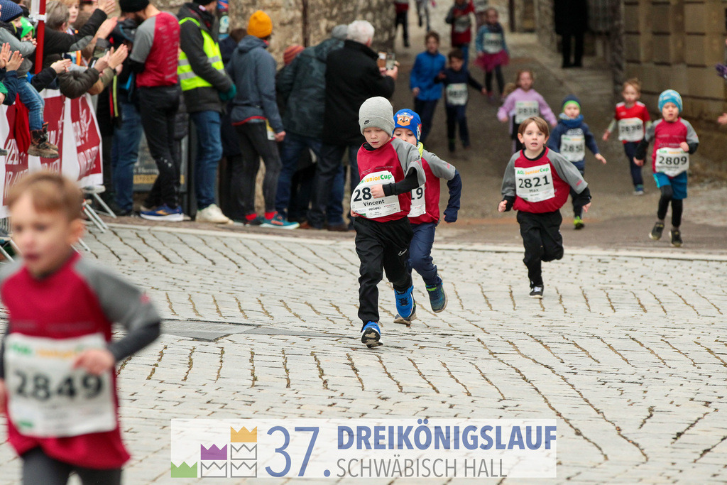 AOK JuniorCup 400m | 3Koenigslauf 2023 - Realisiert mit Pictrs.com