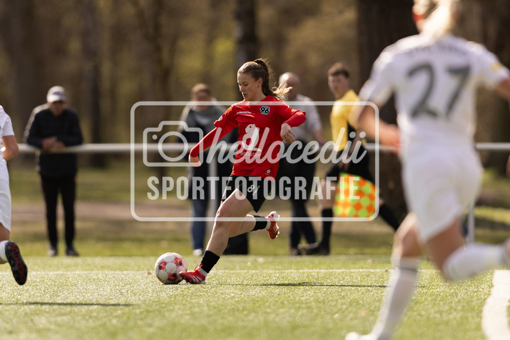 Fußball I Frauen I Saison 2025-2026 I Regionalliga Nord I 16. Spieltag I Hannover 96 - SpVg Aurich-90 | realhellocedii - Realisiert mit Pictrs.com