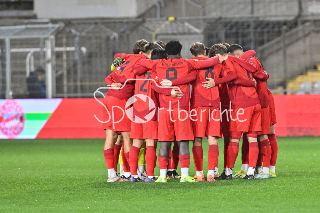 FC Bayern Amateure - FV Illertissen | die Hausherren motiviern sich nochmal vor der Partie