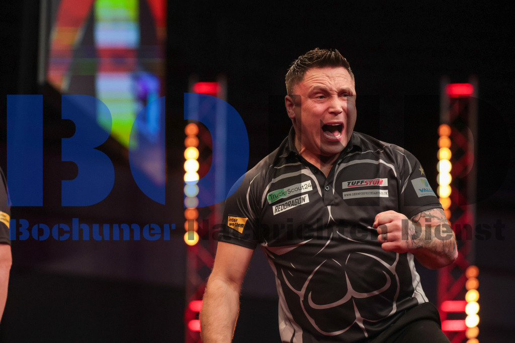  29.10.2023 - 
 | Sebastian Sendlak / Bochumer Nachrichtendienst (BOND) - PDC European Darts Championship: Viertelfinale {Persons shown} - Realisiert mit Pictrs.com