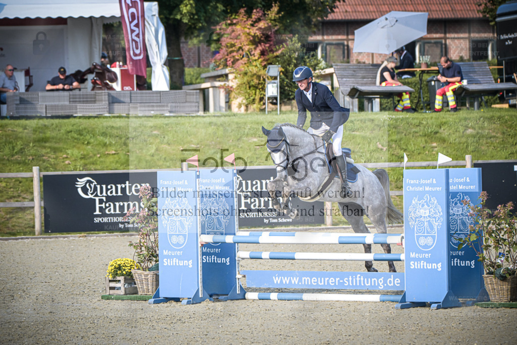 DOS_8506 | Entdecke hochwertige Reitturnierfotos von Foto Oger. Professionell, emotional und authentisch – jetzt Lieblingsmomente im Shop bestellen. - Realisiert mit Pictrs.com