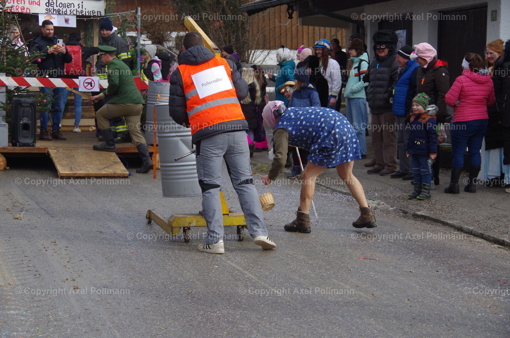 IMGP4050 | fotografiert von Axel PollmannLeonhardi Wallfahrt Benediktbeuern und Murnau, Fronleichnam, Fasching, Landschaft im Loisachtal und Benediktbeuern  - Realisiert mit Pictrs.com