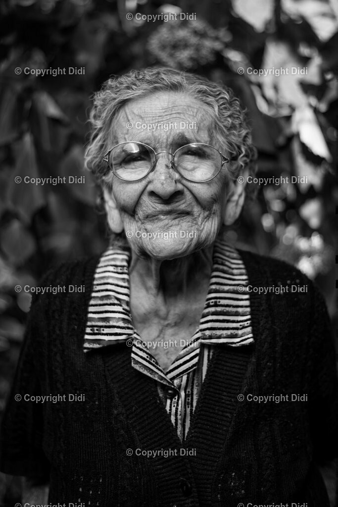 1-03-684-1025 | Didi - Realisiert mit Pictrs.com