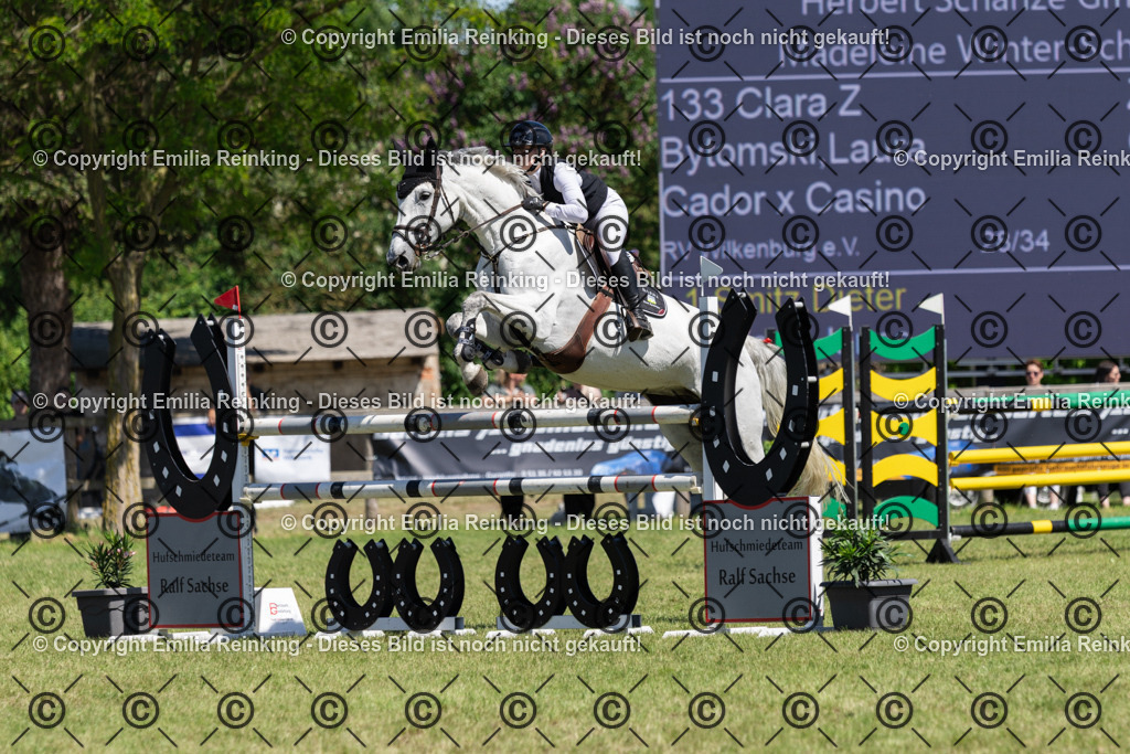 CL5A1256 | Emilia Reinking Fotografie - Realisiert mit Pictrs.com