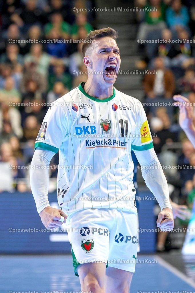 xSSCx19042602027 | 19.04.2026, xsscx, Handball, DHB-Pokal Lidl Final4, Finale, Füchse Berlin - Bergischer HC, Saison 2025 / 2026 Herren, Lanxess Arena, Köln: Lasse Andersson (Füchse Berlin #11) feiert einen Treffer Photo: xSandraxScherningxPressefotoKochx