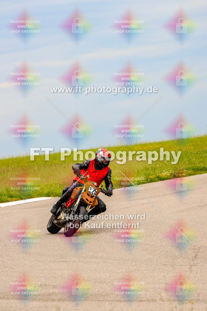 MotoTeam-2191 | Hier findet Ihr Bilder von Touristenfahrten auf der Nürburgring Nordschleife oder von anderen Veranstaltungen die ich besucht habe. Viel Spass beim Durch Schauen 