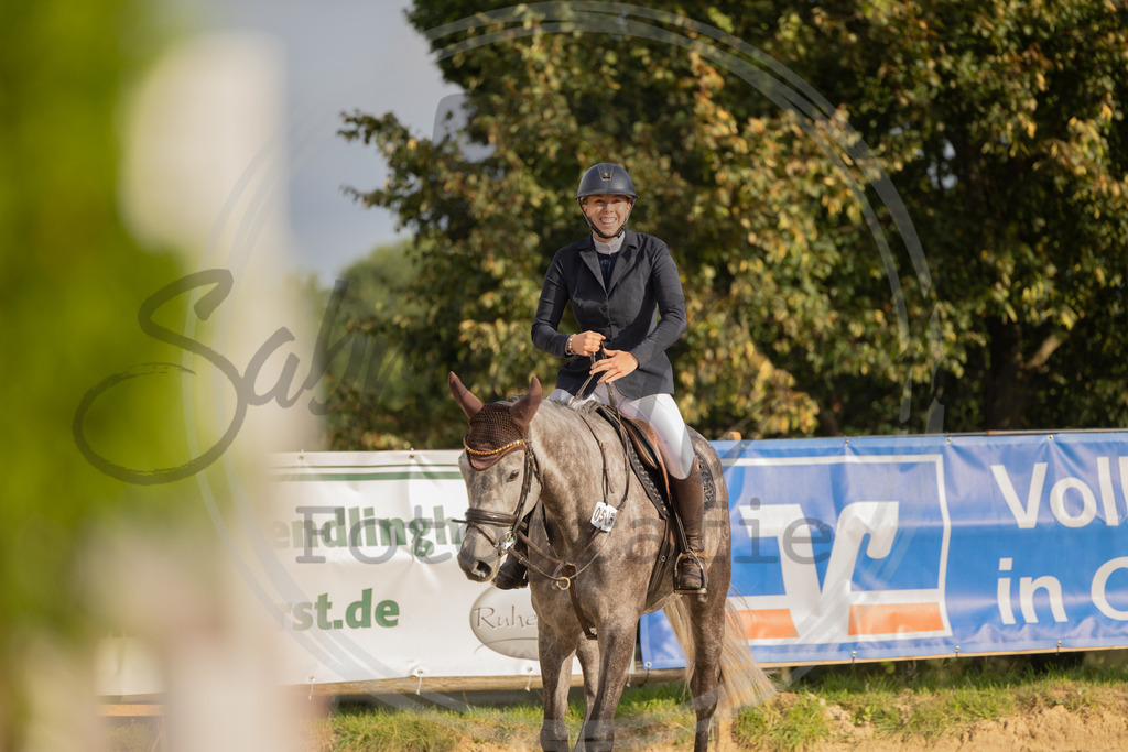 994A7014 | sabrinanicolaifotografie - Realisiert mit Pictrs.com