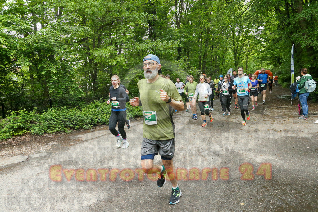 250504_1001_EX1_2677 | Sportfotografie im Rhein-Sieg Kreis, Köln, Bonn, NRW, Rheinland Pfalz, Hessen, etc. Unser Tätigkeitsfeld umfasst den Laufsport vom Volkslauf über den Marathon, Duathlon, Triathon bis zum Ultralauf wie Kölnpfad Ultra oder Schindertrail.