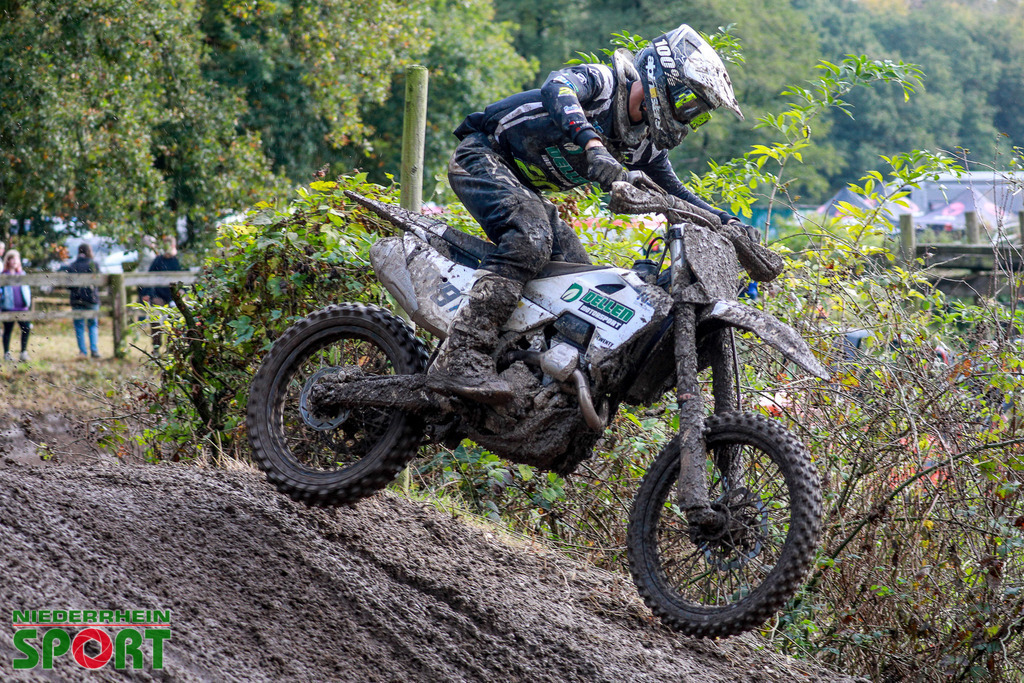 OpenTrack2024_Samstag_217 | Bildergalerie von Sport-Ereignissen aber auch von weiteren spannenden Dingen - nicht nur vom Niederrhein. In Anlehnung an den bekannten Spruch von Hanns Dieter Hüsch heißt das Motto: "Niederrhein ist überall".  - Realisiert mit Pictrs.com