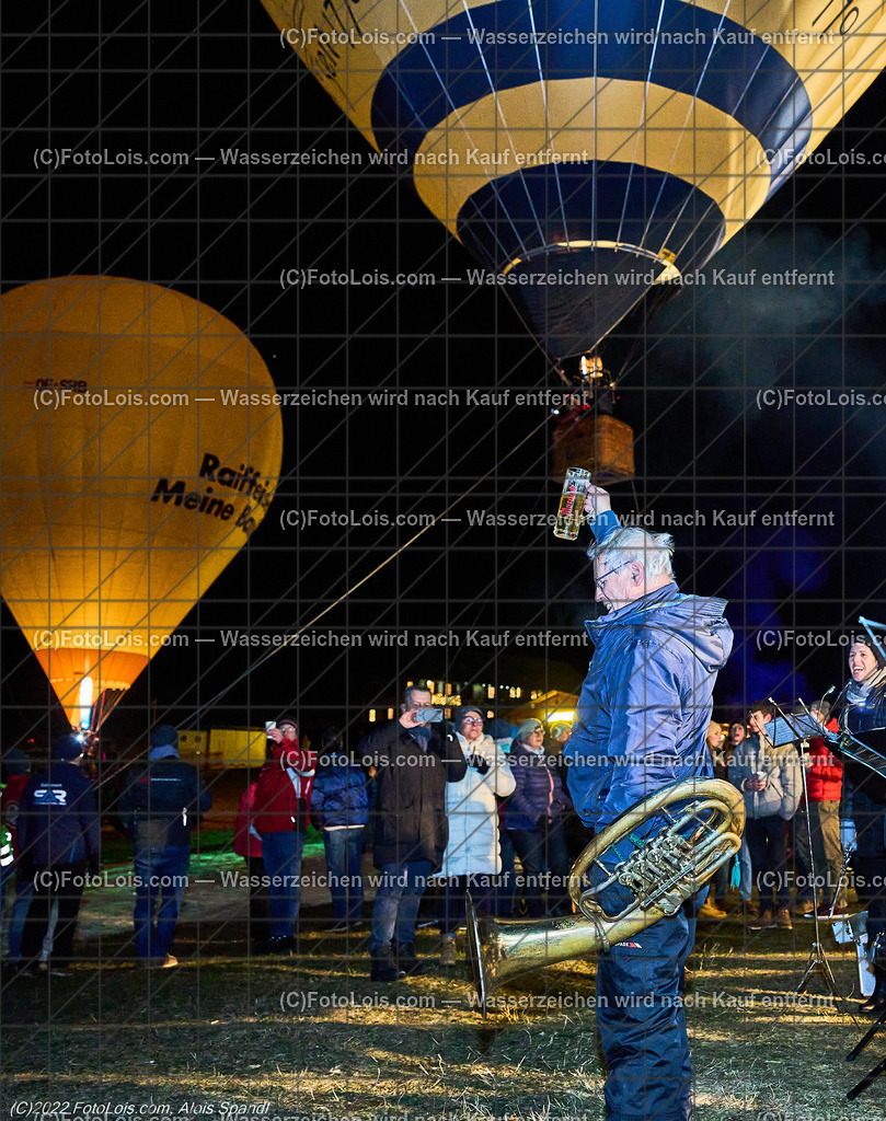 ALP0594_Nacht der Ballone_Lackenhof_Egger Ernst | (C)FotoLois.com, Alois Spandl, 'Nacht der Ballone' des Ballonclub ÖTSCHERLAND in Lackenhof/Weitental, gemeinsame Veranstaltung mit Tourismusverband ÖTSCHER, Mi 28. Dezember 2022.