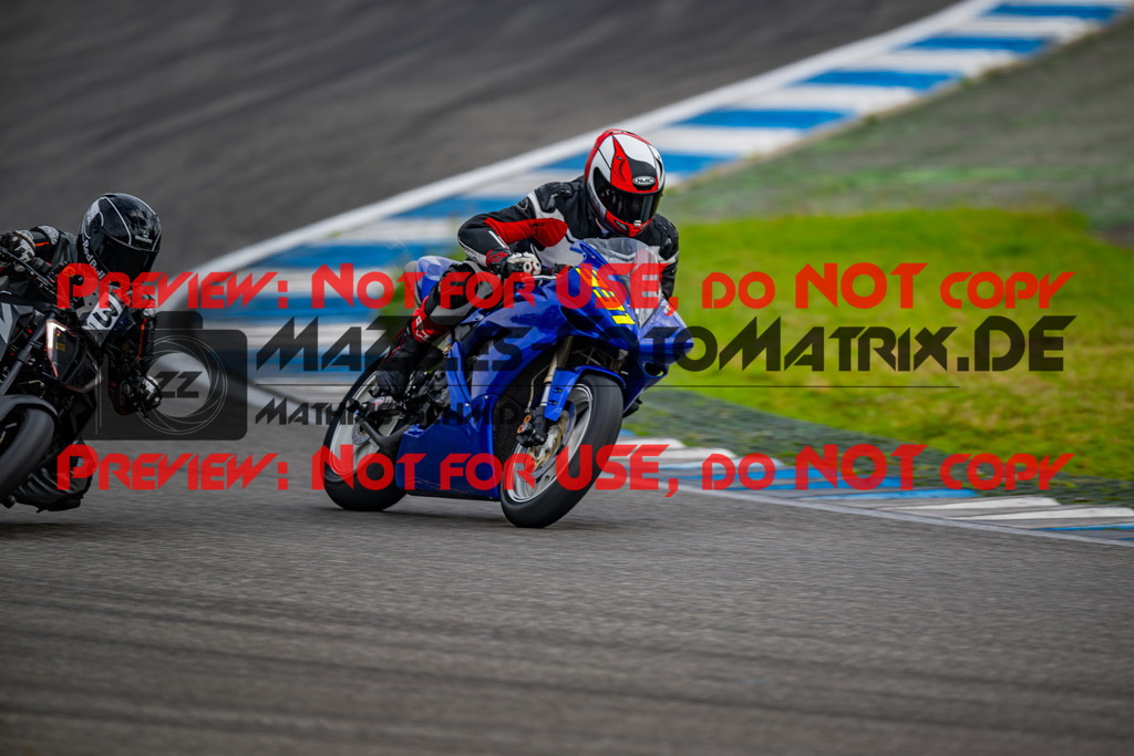 MaZZes_FotoMatrix_240702_6007705_2-167 | GELB