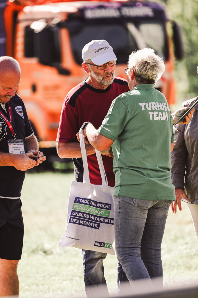 DSC_1242 | Pferde- und Turnierfotografie in Westsachsen. Pferdeportraits, Auftragszeichnungen und intuitive Kunst.