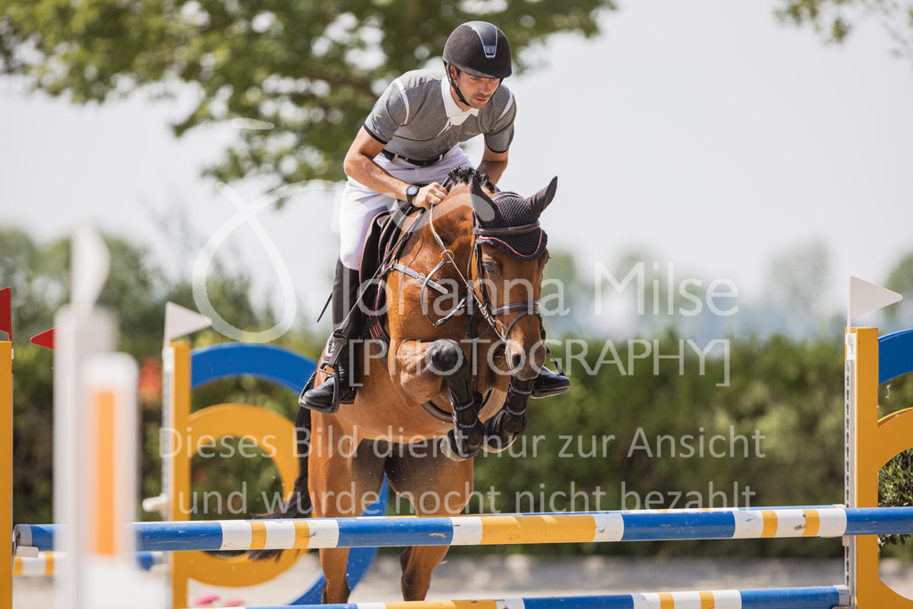 230616_Lemwerder_Springpf-L1-522 | Deine schönsten Turniermomente als professionelle Fotos! Entdecke hochwertige Pferdesport-Fotografie im Online-Shop. Jetzt Fotos finden & bestellen!