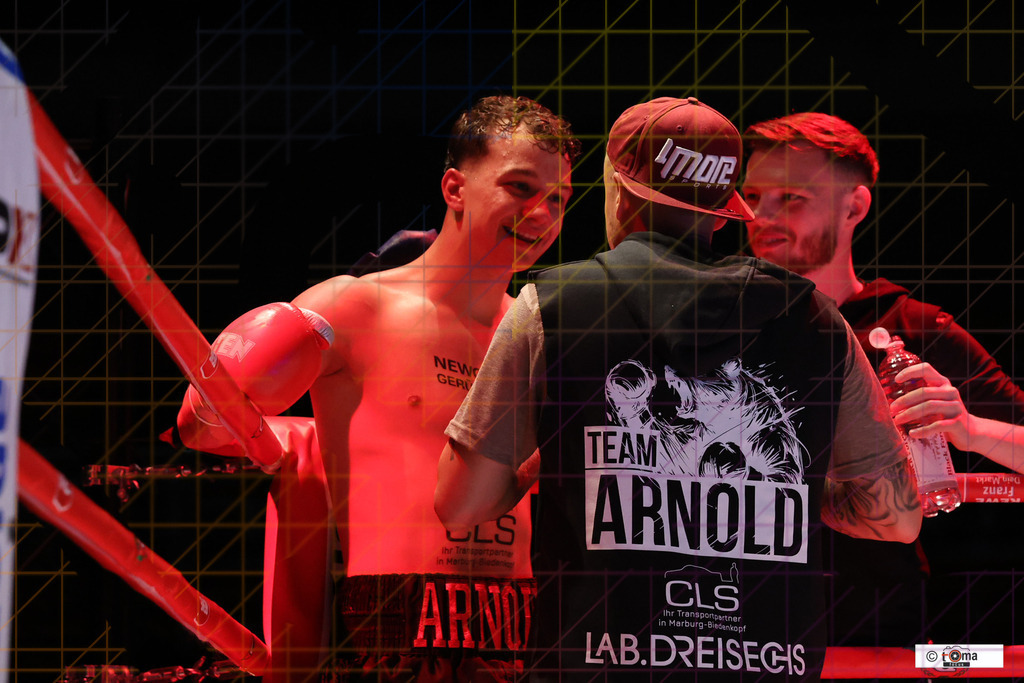 Faiz vs Arnold  25.04.2026 tomafocus Tb00124 | professionelle Sport- und Eventfotografie von Tomafocus – dynamische Bilder, emotionale Momente und hochwertige Aufnahmen für jeden Anlass. - Realisiert mit Pictrs.com