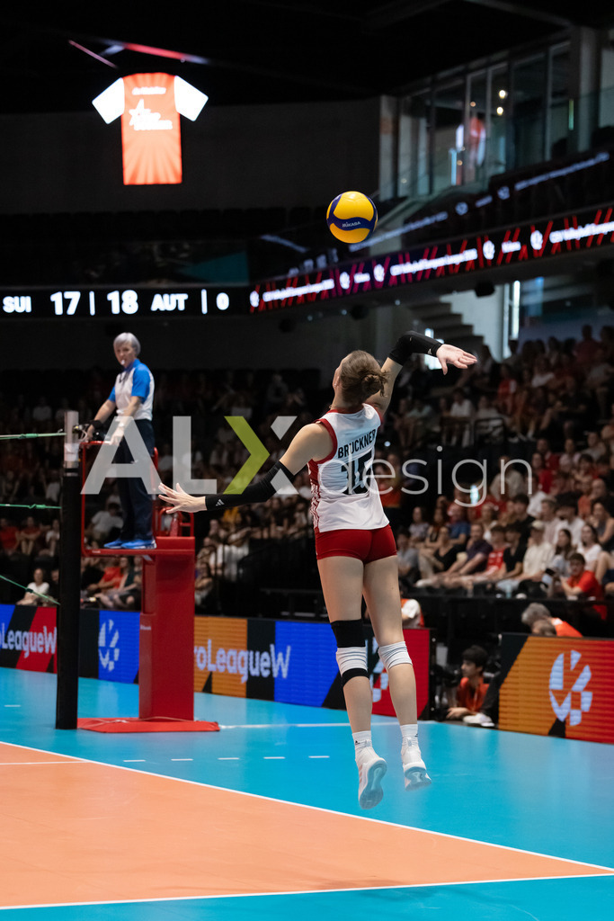 Austria v Switzerland - CEV European League Women | KRIENS, SWITZERLAND - JUNE 14: MARIE KRISTIN BRUCKNER of Austria serve during the CEV European League match between Austria and Switzerland at Pilatus Arena on June 14, 2026 in Kriens, Switzerland. - Realisiert mit Pictrs.com