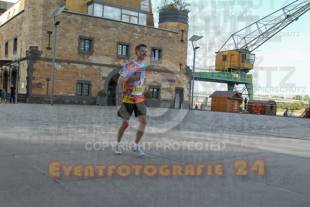 250920_1455_EV4_7566 | Sportfotografie im Rhein-Sieg Kreis, Köln, Bonn, NRW, Rheinland Pfalz, Hessen, etc. Unser Tätigkeitsfeld umfasst den Laufsport vom Volkslauf über den Marathon, Duathlon, Triathon bis zum Ultralauf wie Kölnpfad Ultra oder Schindertrail.