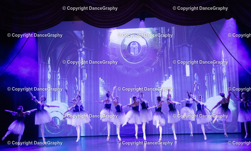 GPHY1629 | DanceGraphy - Realisiert mit Pictrs.com