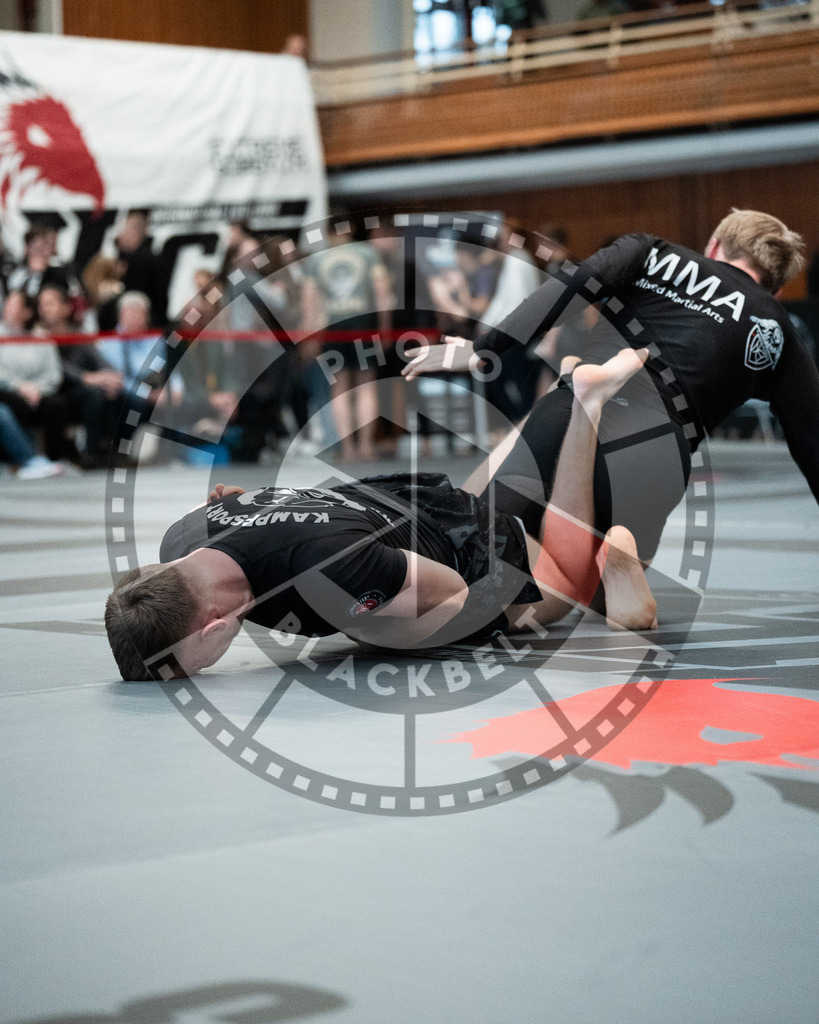 20251129PBB8493 | Fighters compete during the luta livre competition ILLCS XI winter edition on November 29, 2025 in Hannover, Germany.