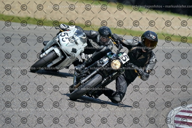 26BT02-1655 | markuskiefer.com - Realisiert mit Pictrs.com