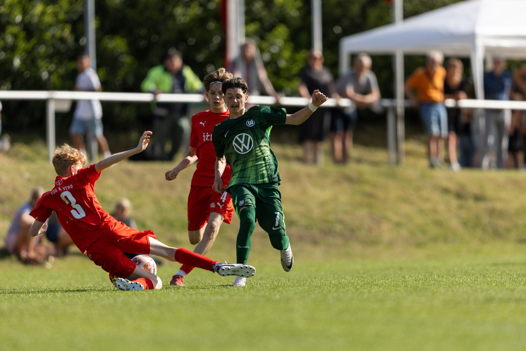 Fußball I Männer I 40. Pfingscup Hollage I 13234 | realhellocedii - Realisiert mit Pictrs.com