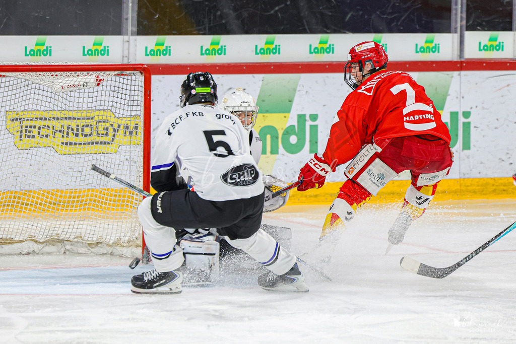 EHCB Spirit vs HCFG_wb-8092 | Sportbilder, Sportfotograf, Hochzeits- und Eventfotografin, Flugshows, Portraits und Tiershooting, Aviation, Downhill, Nationalleague, Swissleague, International