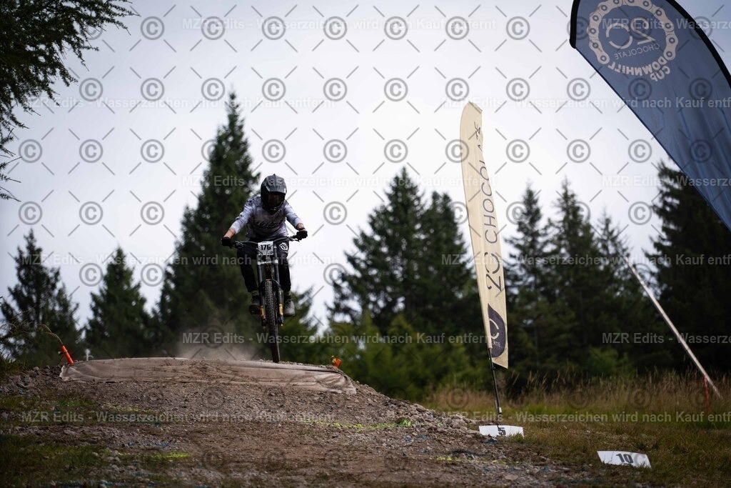 x-437 | mzredits - Realisiert mit Pictrs.com