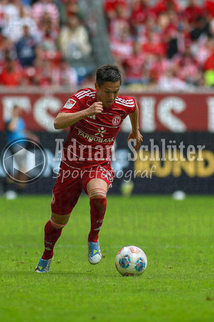 10.05.2026, GER, Fussball, Herren, 2. BL, Saison 2025/2026, Fortuna Düsseldorf - SV Elversberg | Shinta Appelkamp in Aktion am Ball, Einzelaktion
