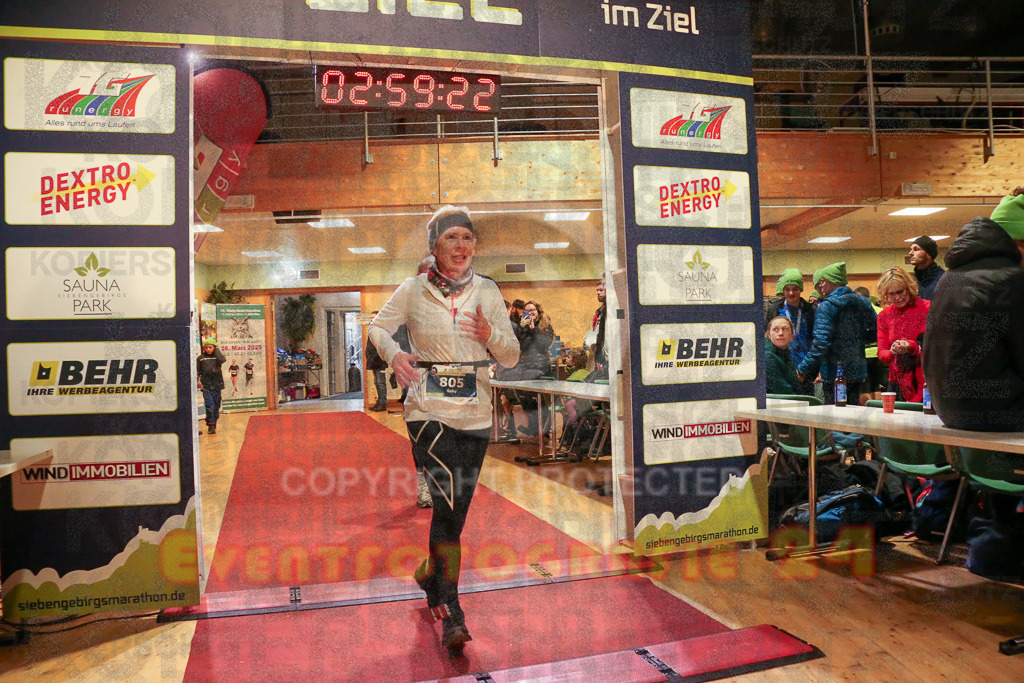 241208_1202_EX1_7185 | Sportfotografie im Rhein-Sieg Kreis, Köln, Bonn, NRW, Rheinland Pfalz, Hessen, etc. Unser Tätigkeitsfeld umfasst den Laufsport vom Volkslauf über den Marathon, Duathlon, Triathon bis zum Ultralauf wie Kölnpfad Ultra oder Schindertrail.