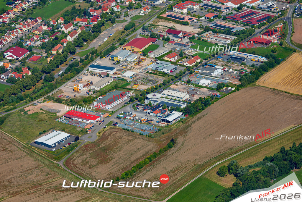 Luftbild der Stadt Dermbach - Das Luftbild wurde 2025 vom UL-Flugzeug heraus erstellt ( keine Drohnenaufnahme ) - Hochauflösende Luftaufnahme - für Wandbilder und großformatige Ausdrucke geeignet. Das besondere Geschenk!Hier alle&nbsp;Infos zur Lizenzierung der LuftaufnahmeWir fliegen auch dieses Jahr wieder in Ihre Region um Luftbilder zu erstellen.- Luftbild anfragen