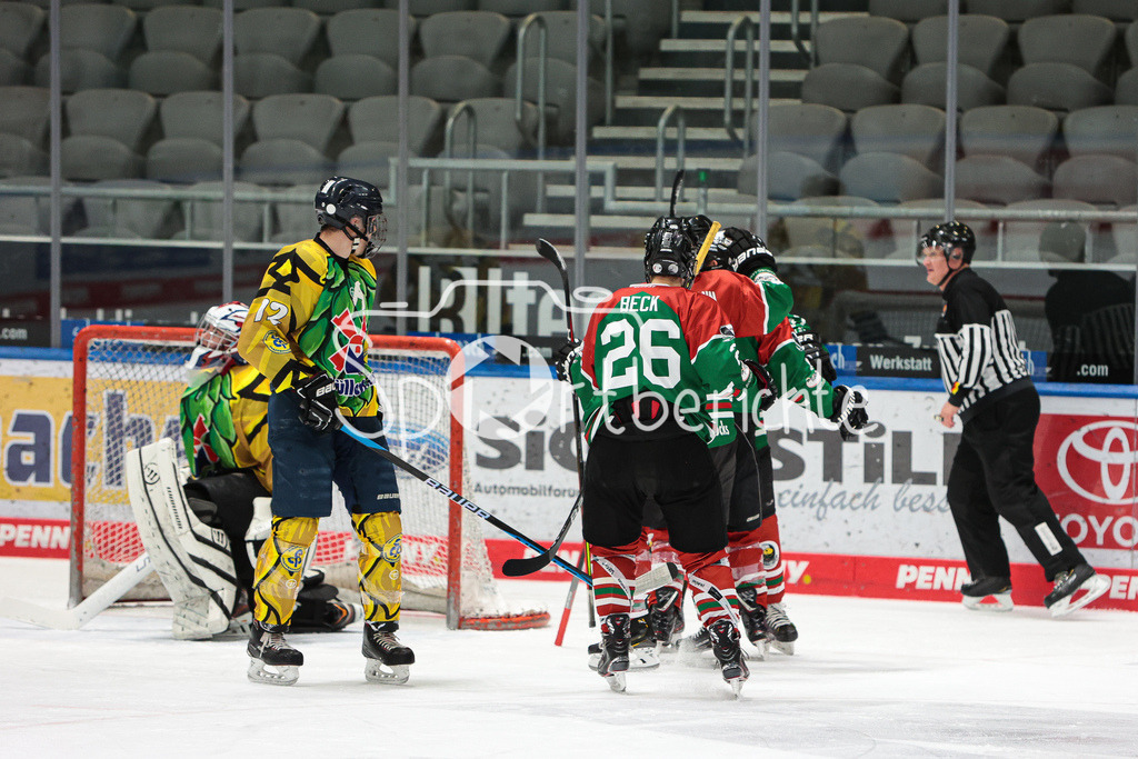 EG Woodstocks Augsburg - EC Pfaffenhofen 1b | Professionelle Sportfotos aus den Bereichen Fußball, Eishockey, Handball und vieles mehr. Ob Sieg oder Niederlage