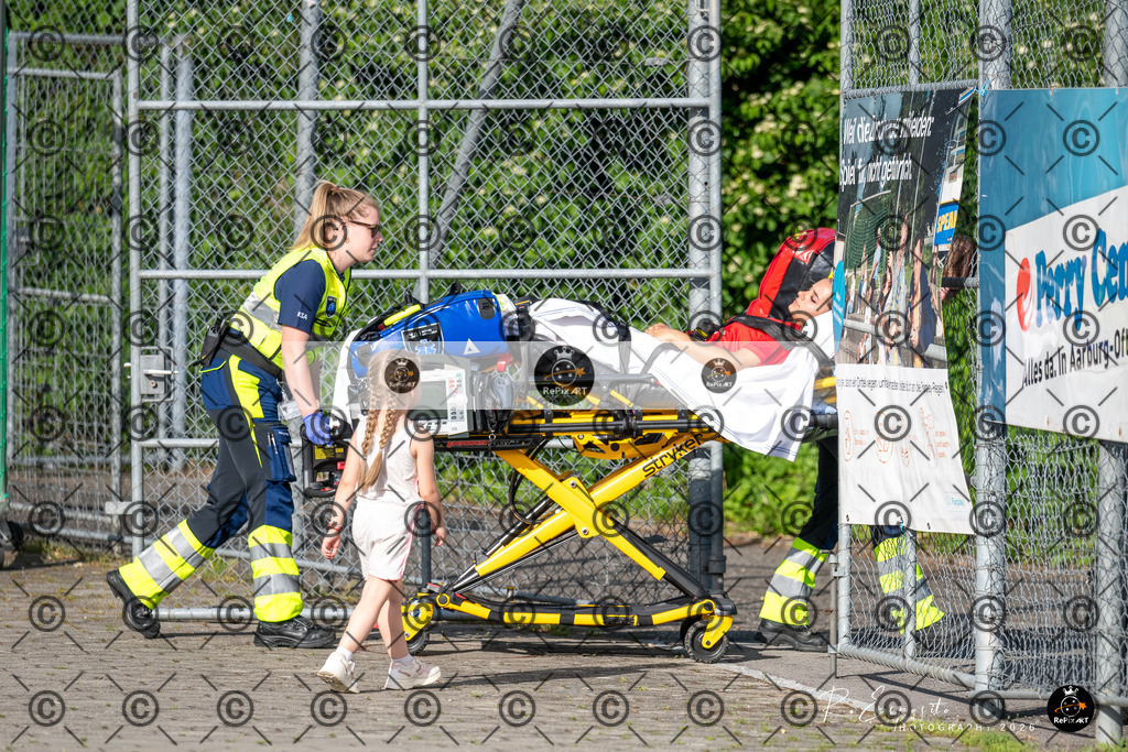 20260524_FCR- FF-4L vs FCS-FF-192 | Sport und Naturfotografie von Roberto Esposito zeigt echte Momente Bewegung und die Schönheit der Natur. Ausdrucksstarke Bilder schaffen Emotionen.