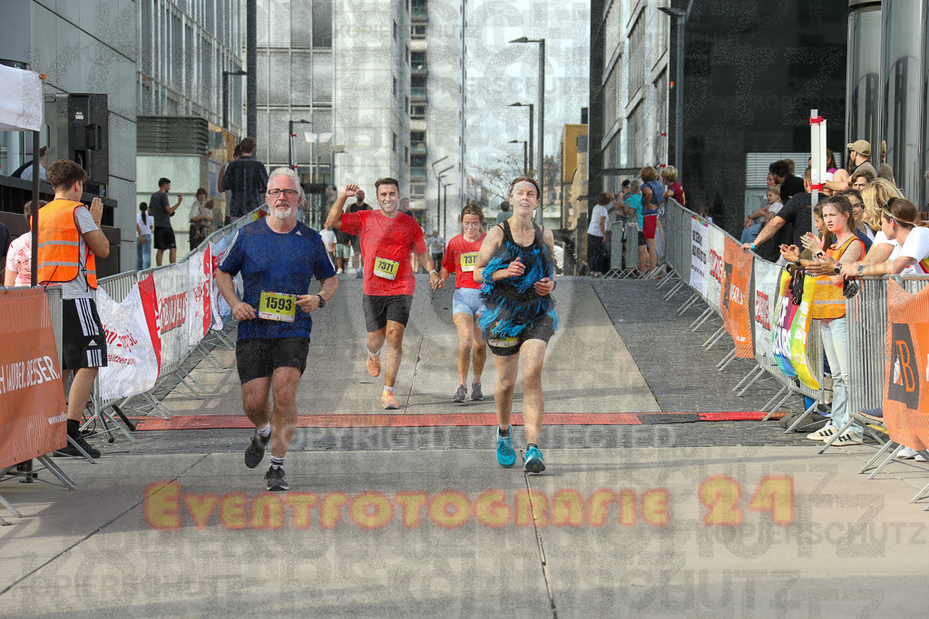 250920_1540_EX1_0411 | Sportfotografie im Rhein-Sieg Kreis, Köln, Bonn, NRW, Rheinland Pfalz, Hessen, etc. Unser Tätigkeitsfeld umfasst den Laufsport vom Volkslauf über den Marathon, Duathlon, Triathon bis zum Ultralauf wie Kölnpfad Ultra oder Schindertrail.